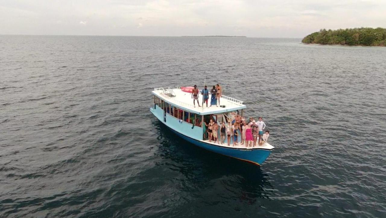 Blue World Dharavandhoo Ngoại thất bức ảnh